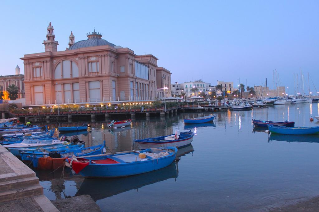 Palazzo Verrone Bari Extérieur photo